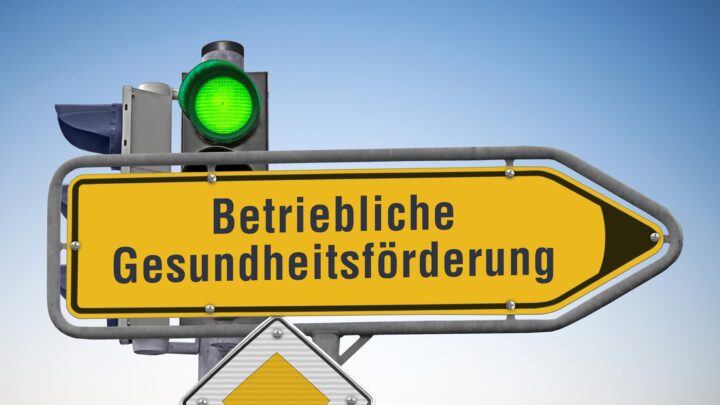 Straßenschild betriebliche Gesundheitsförderung | EAP